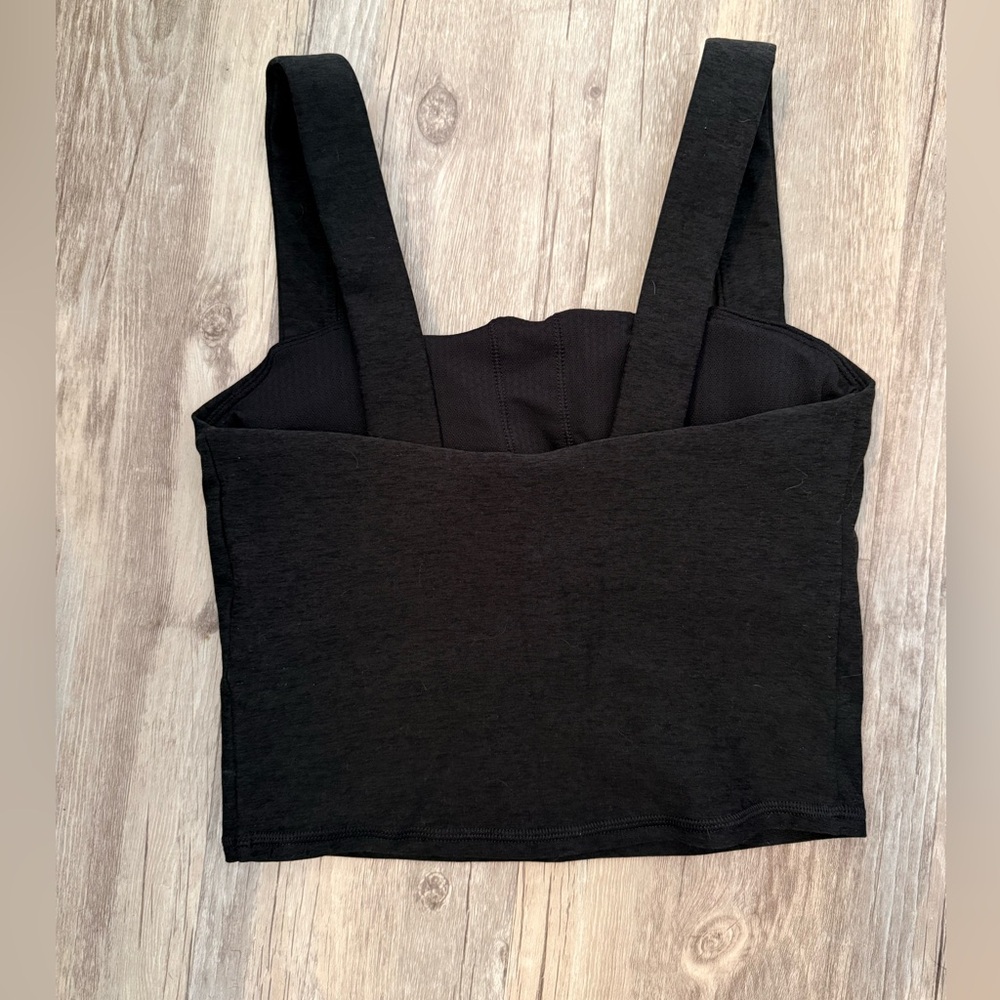 Vuori Women's Elevation Square Neck Tank in black size extra small XS - Picture 4 of 6